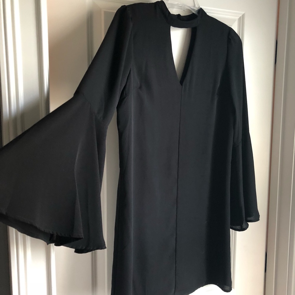 Adorable Black Soprano Ladies Bell Sleeve Dress